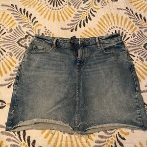 Denim mini skirt